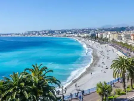 Cosy Flat 250m From Apartment *